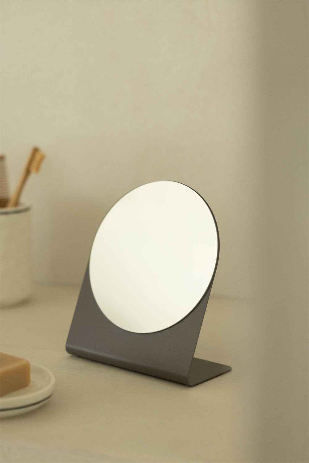 Xareny Table Mirror, gallery image 1