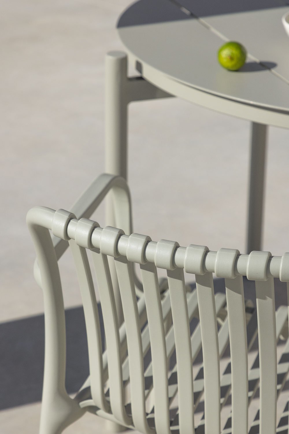 Pack of 4 Wendell polypropylene garden chairs with armrests, gallery image 2