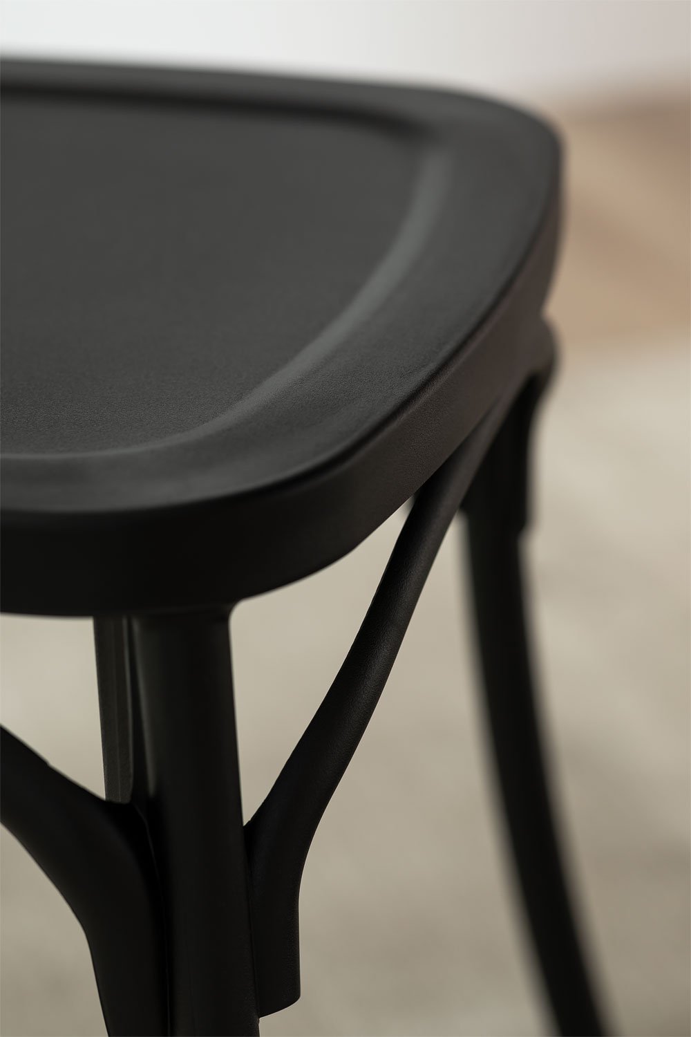 Otax stackable dining chair, gallery image 2