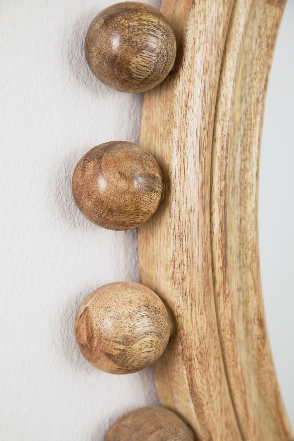 Round wall mirror in mango wood Ø80 cm Joey, gallery image 4