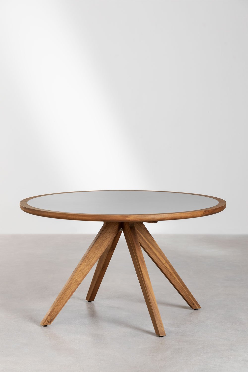 Gamila Round Table Set (Ø130 cm) and 4 Garden Chairs in Cement and Acacia Mallory Wood, gallery image 2