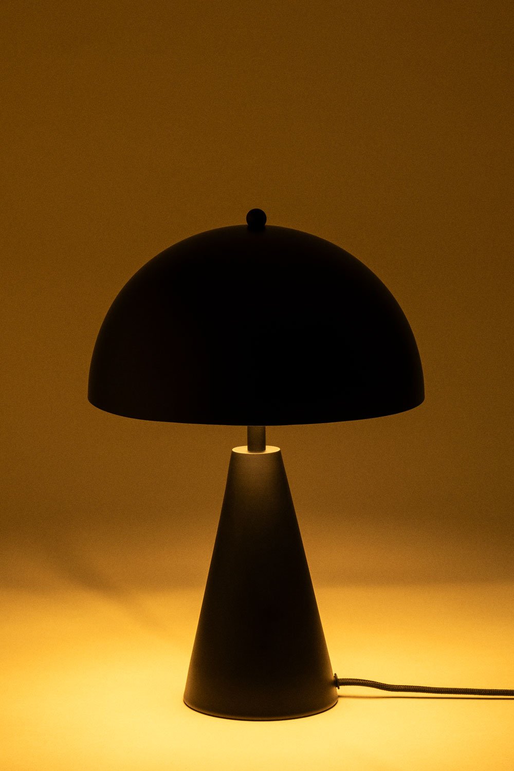 Jaliya iron table lamp, gallery image 3