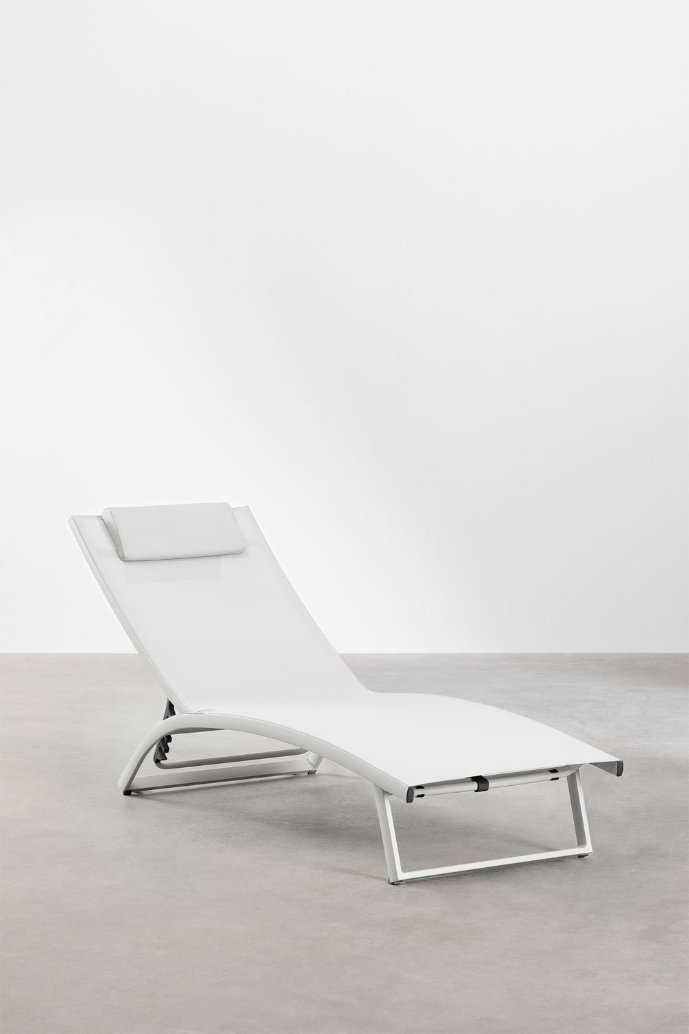 Reclining Aluminium Sunbed Dulem, gallery image 2