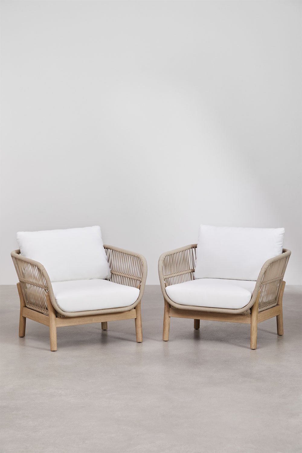 Pack of 2 Garden Armchairs in Aluminum and Acacia Wood Karvia, gallery image 1