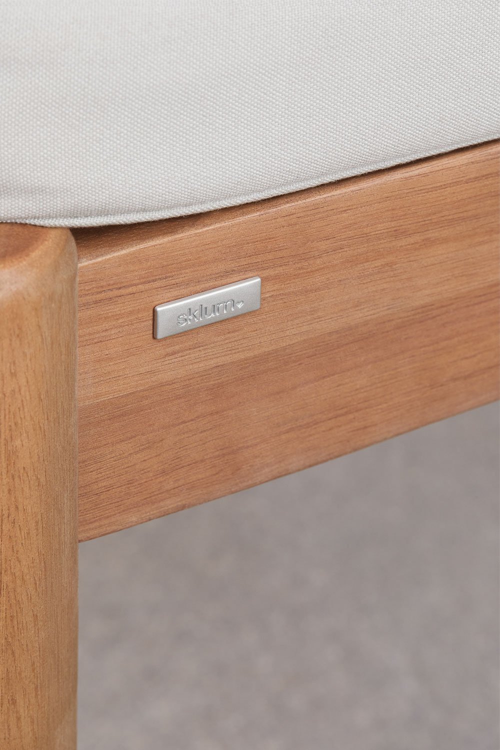 Aderyn 180 cm eucalyptus wood garden bench, gallery image 5