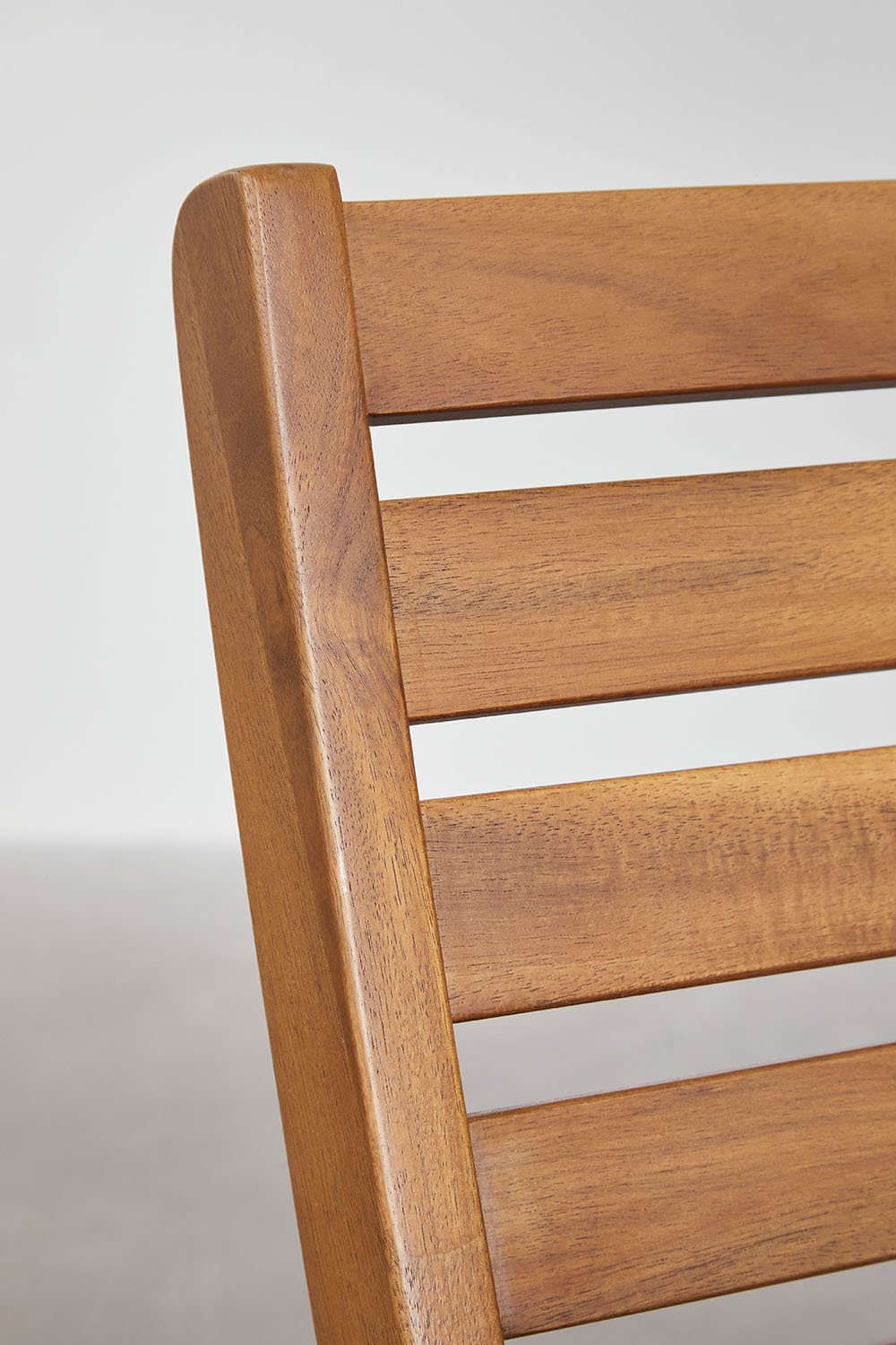 Delawer acacia wood folding garden chair set of 2, gallery image 6