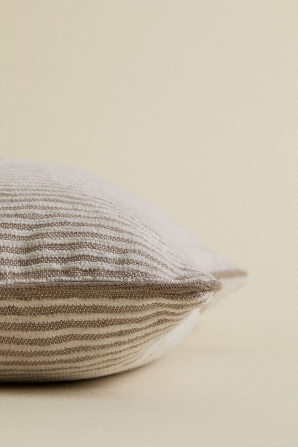 Square cushion (45x45 cm) Niemi, gallery image 5