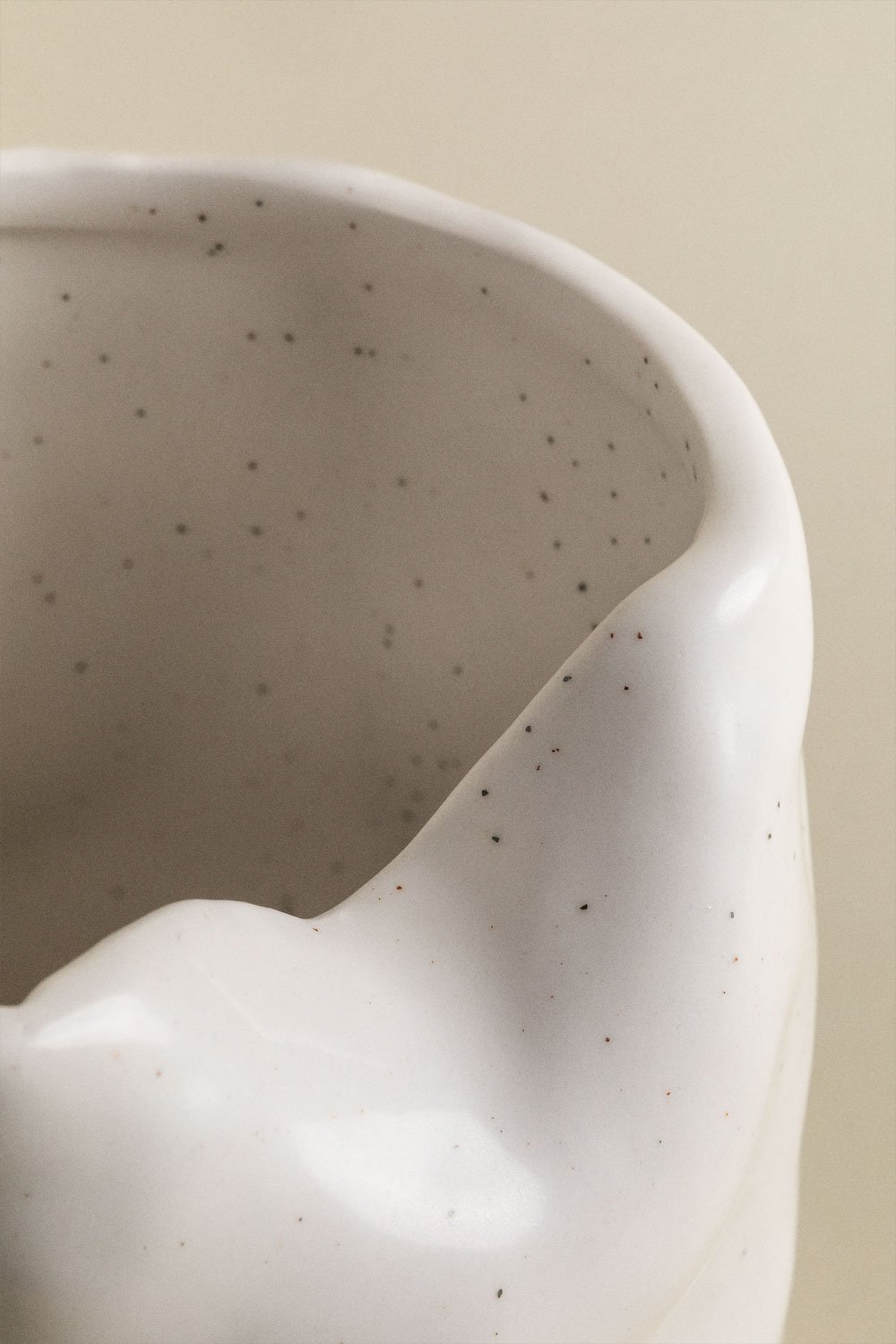 Tuvan stoneware bathroom set, gallery image 4