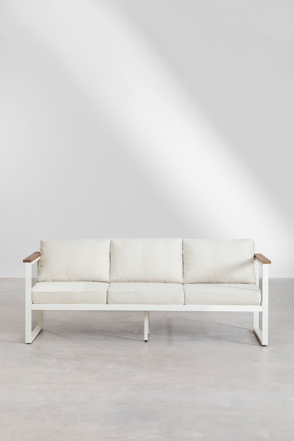 3-seater garden sofa in aluminum and Lipov acacia wood, gallery image 3