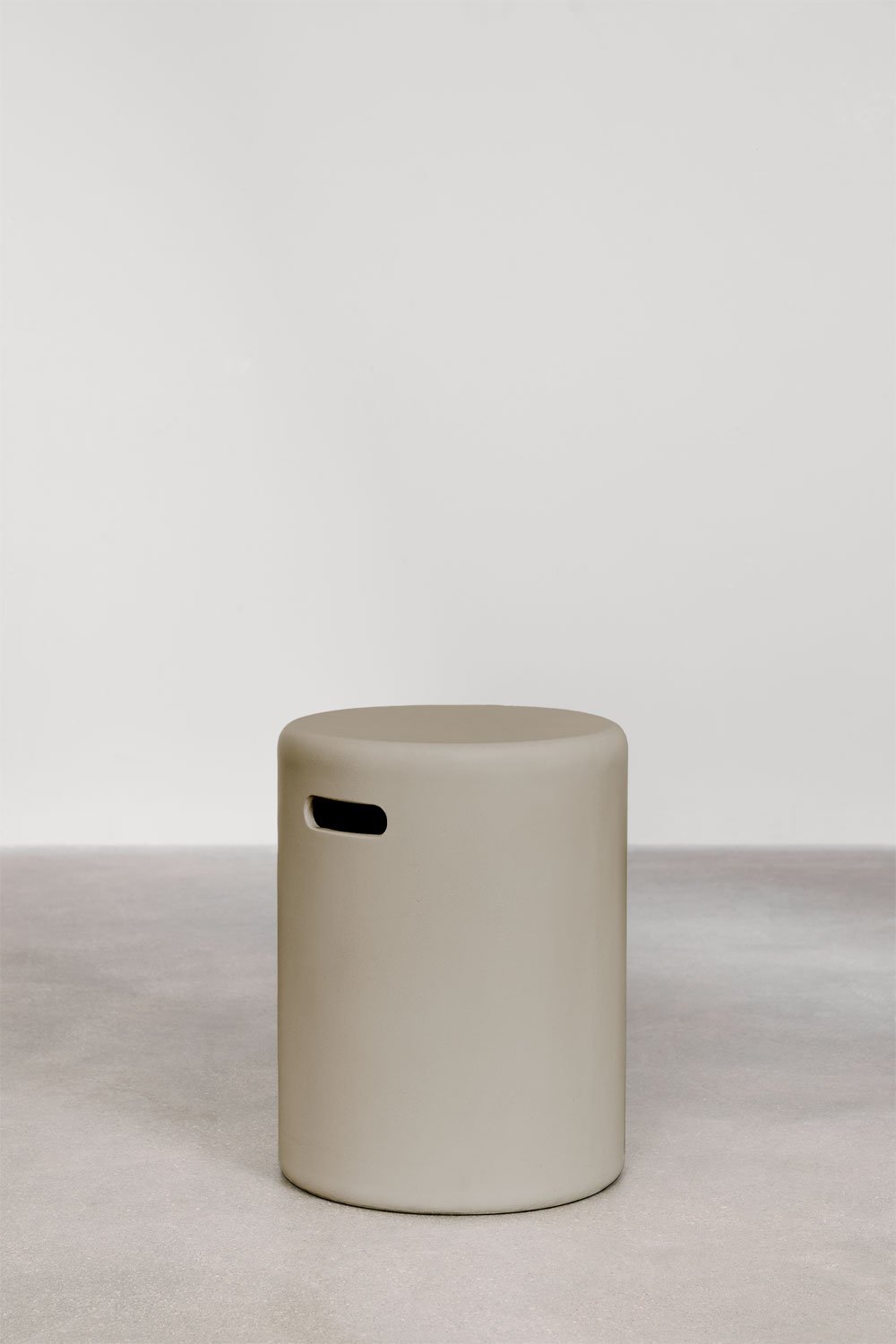 Round cement side table (Ø35 cm) Biltet, gallery image 2