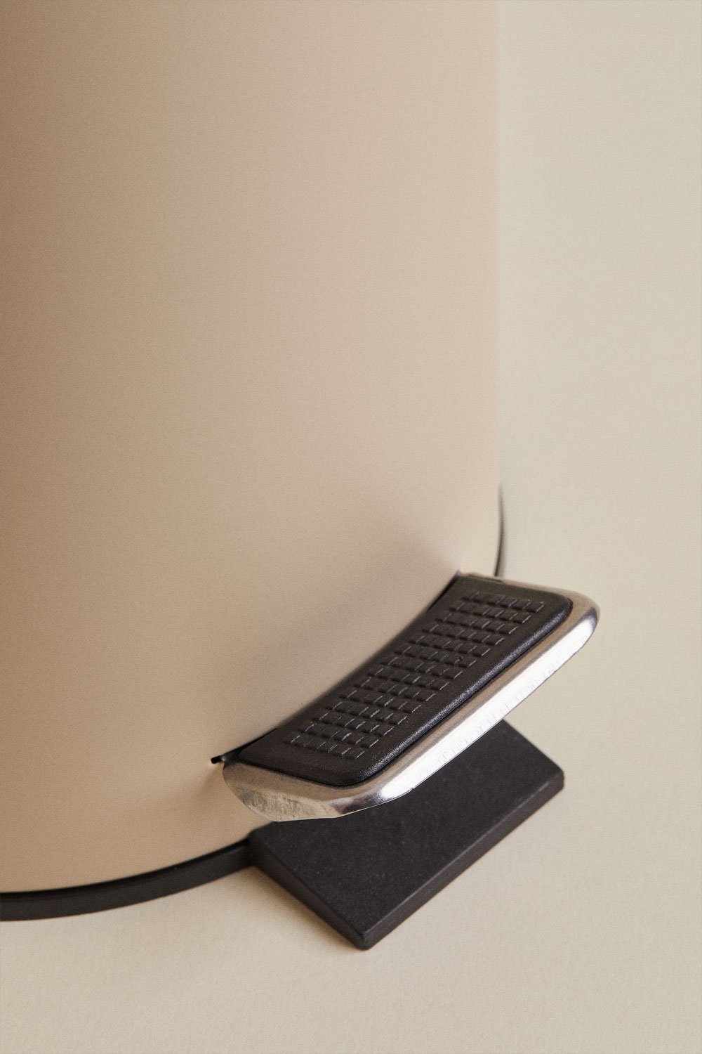 3L Eiden pedal bin in iron, gallery image 5