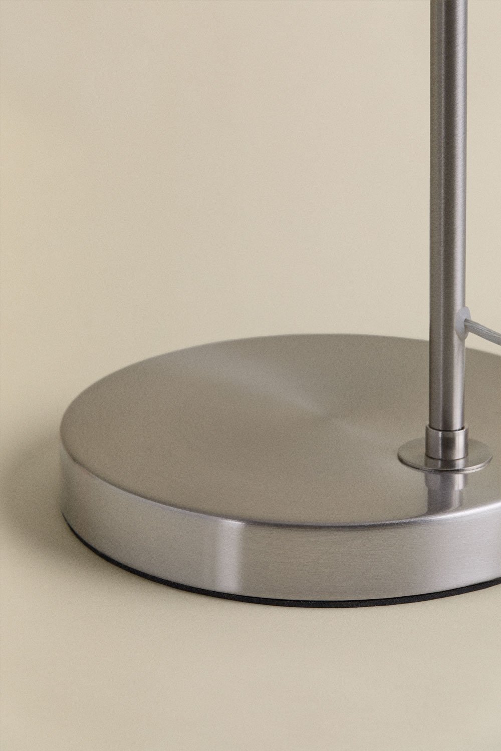 Idina iron table lamp, gallery image 6