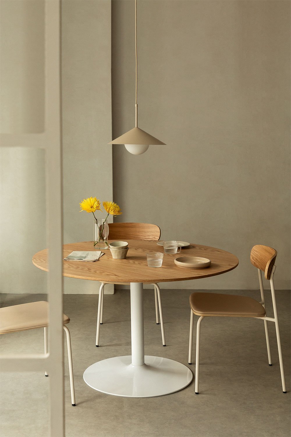 Round Dining Table in MDF and Metal Yvetta , gallery image 1