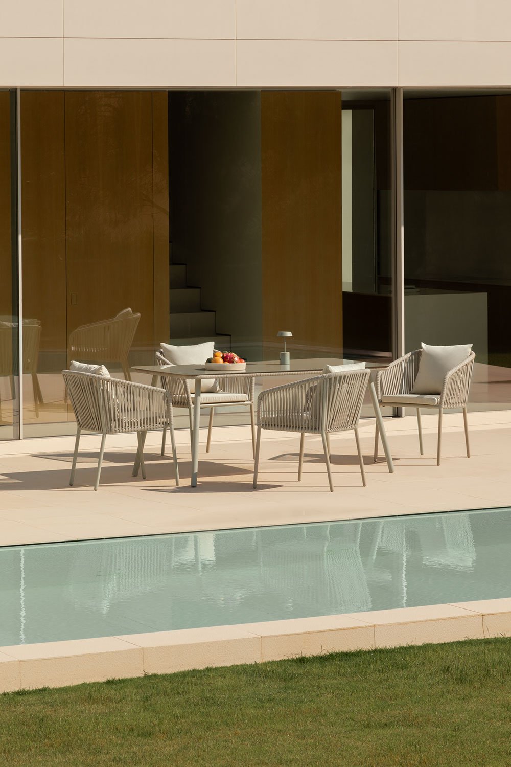 Arhiza Classic rectangular table set 160x90 cm and 4 aluminium garden chairs, gallery image 1