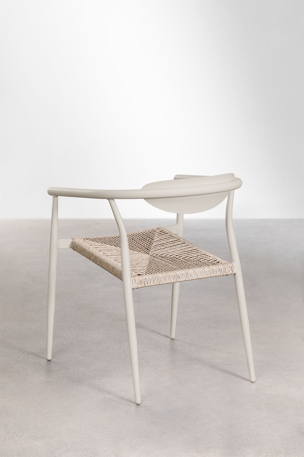 Stackable garden chair with armrests in aluminum and synthetic rattan Marsha, gallery image 5