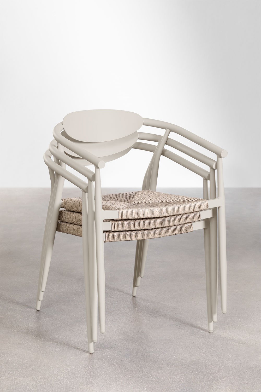 Stackable garden chair with armrests in aluminum and synthetic rattan Marsha, gallery image 9