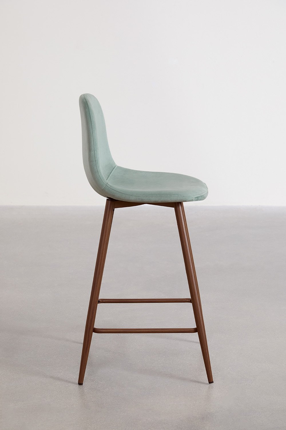 Pack of 4 high stools in Glamm velvet, gallery image 3