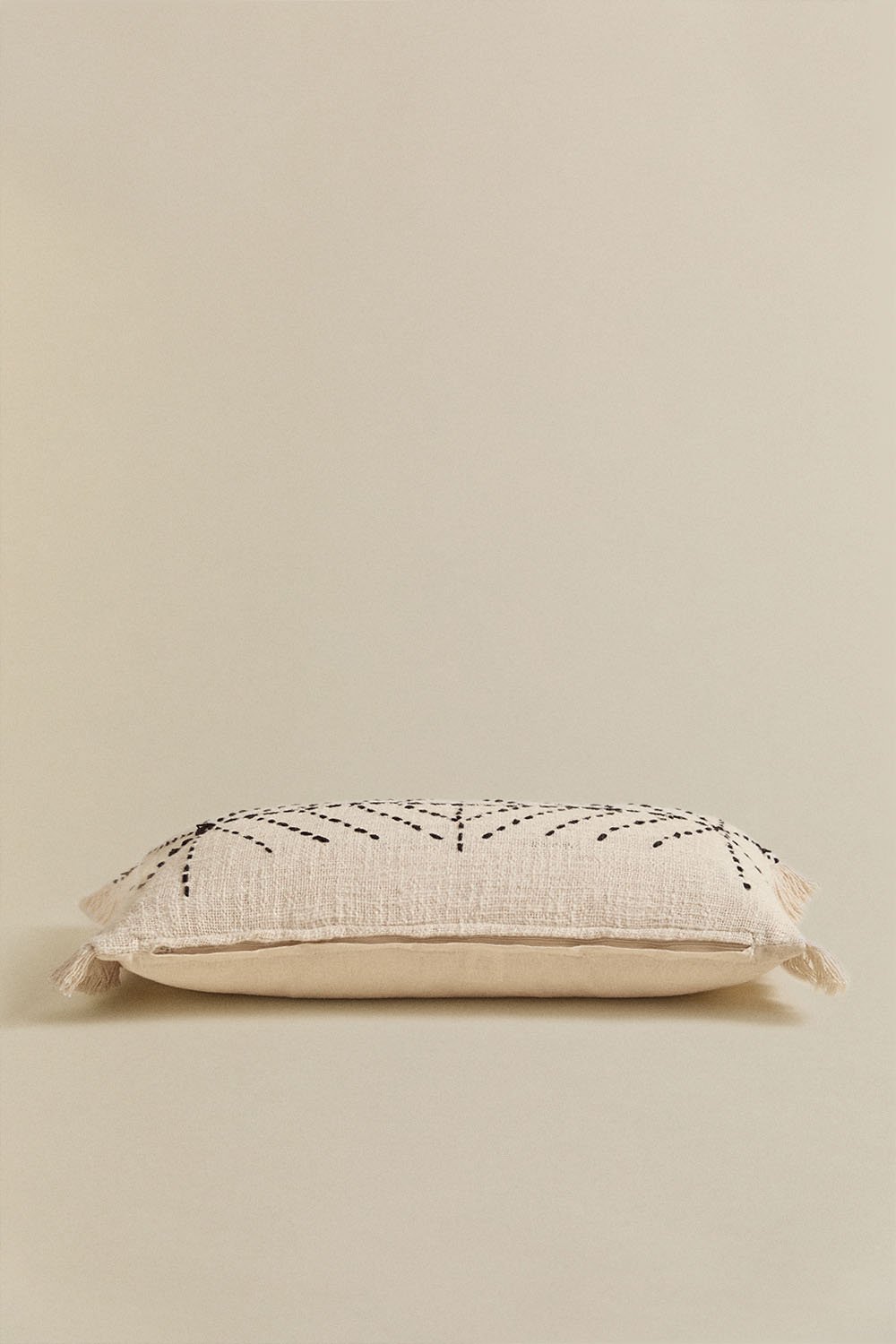 Rectangular cotton cushion (30x50 cm) Iguatu, gallery image 4