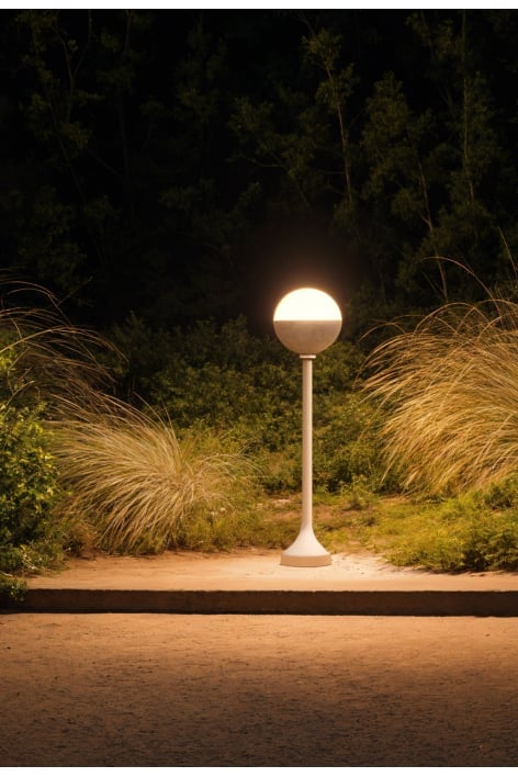 Uveron Design aluminum outdoor LED beacon