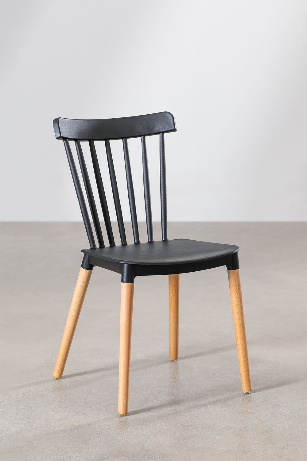 Pack of 2 Royal dining chairs in Beech wood and polypropylene, gallery image 3