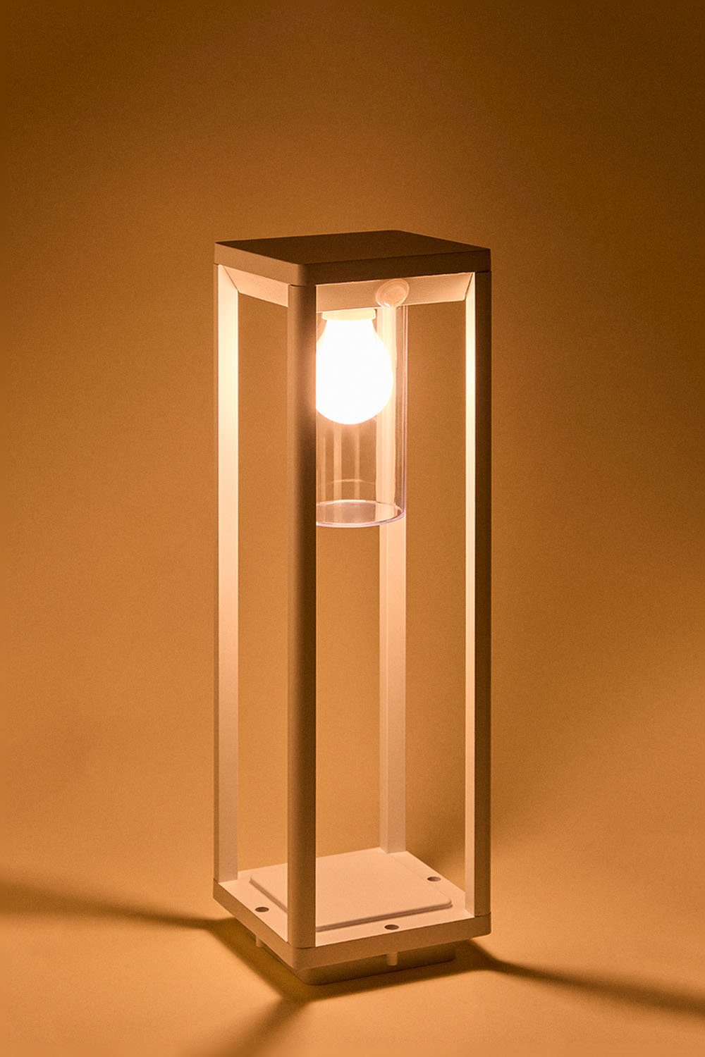 Tivaro aluminum outdoor beacon, gallery image 3