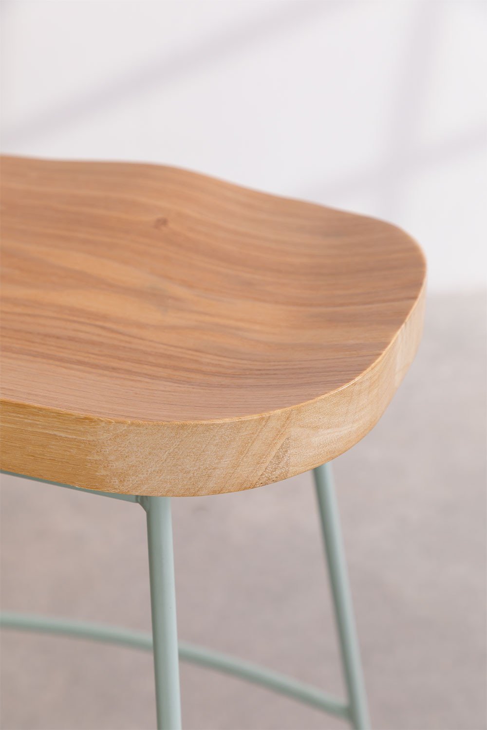 Pack of 2 high stools in steel and elm wood Neicol, gallery image 6