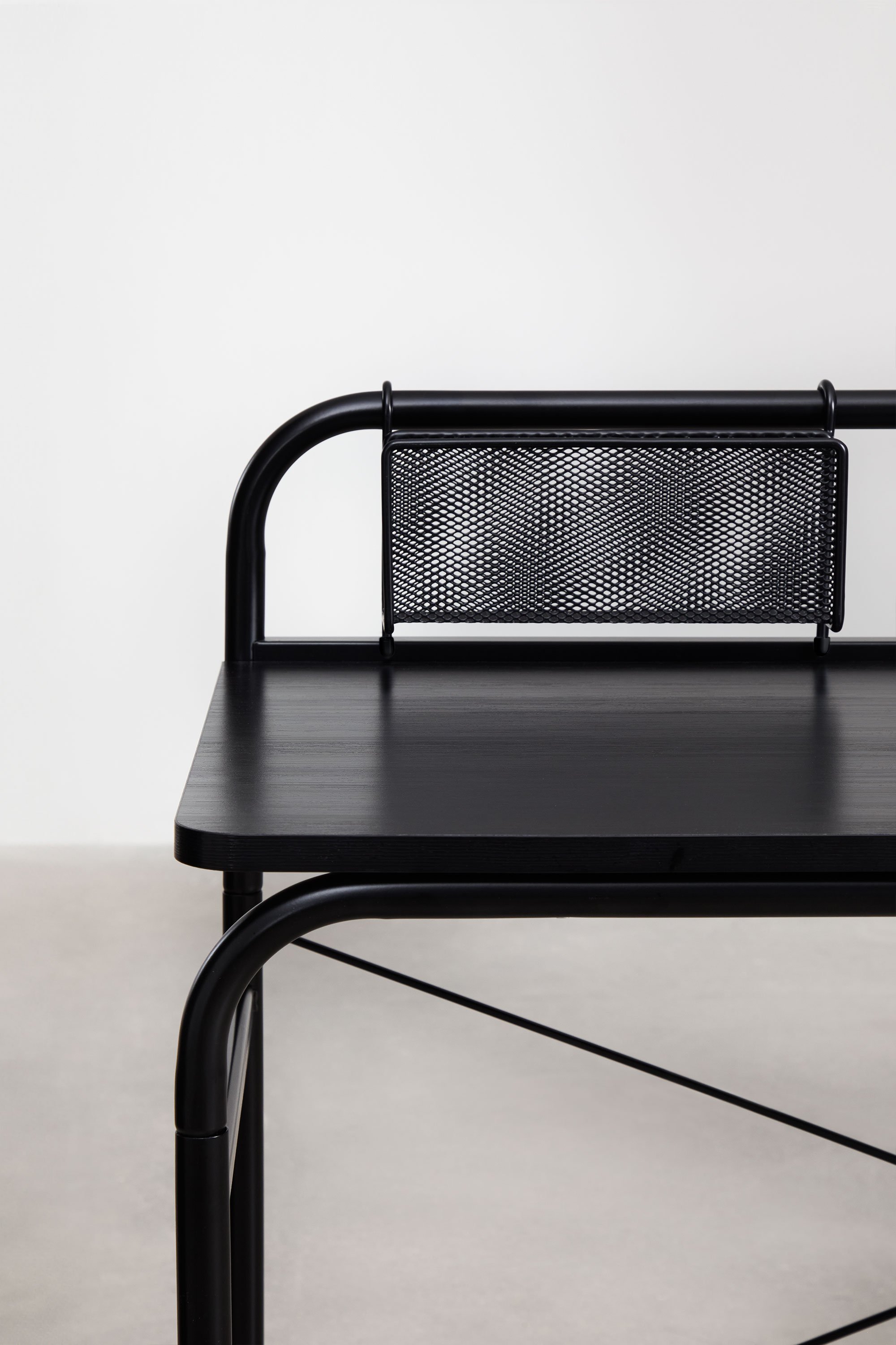 Sibila steel and wood desk, gallery image 6