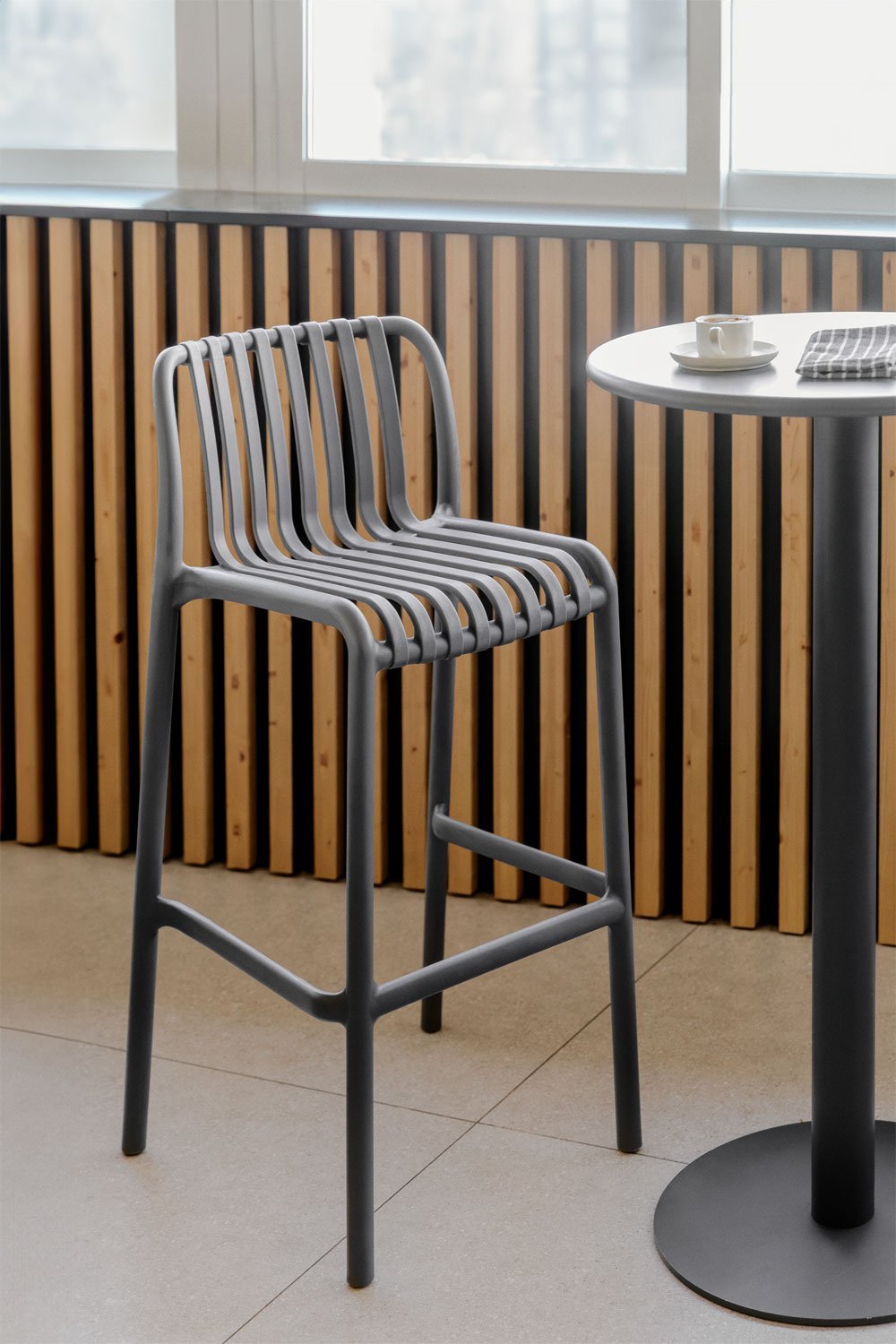 4-Pack high stools 75 cm stackable in polypropylene graphite grey Wendell, gallery image 2