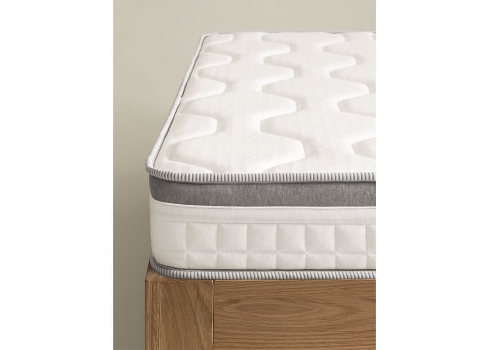 Memory Foam Mattress 150x190 cm Janice