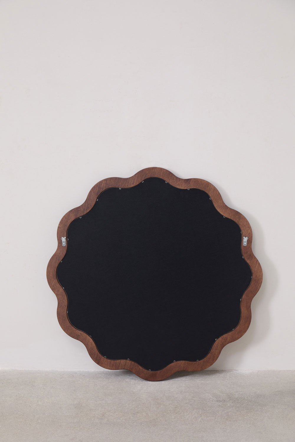 Round wall mirror in oak wood Ø80 cm Luesia, gallery image 5