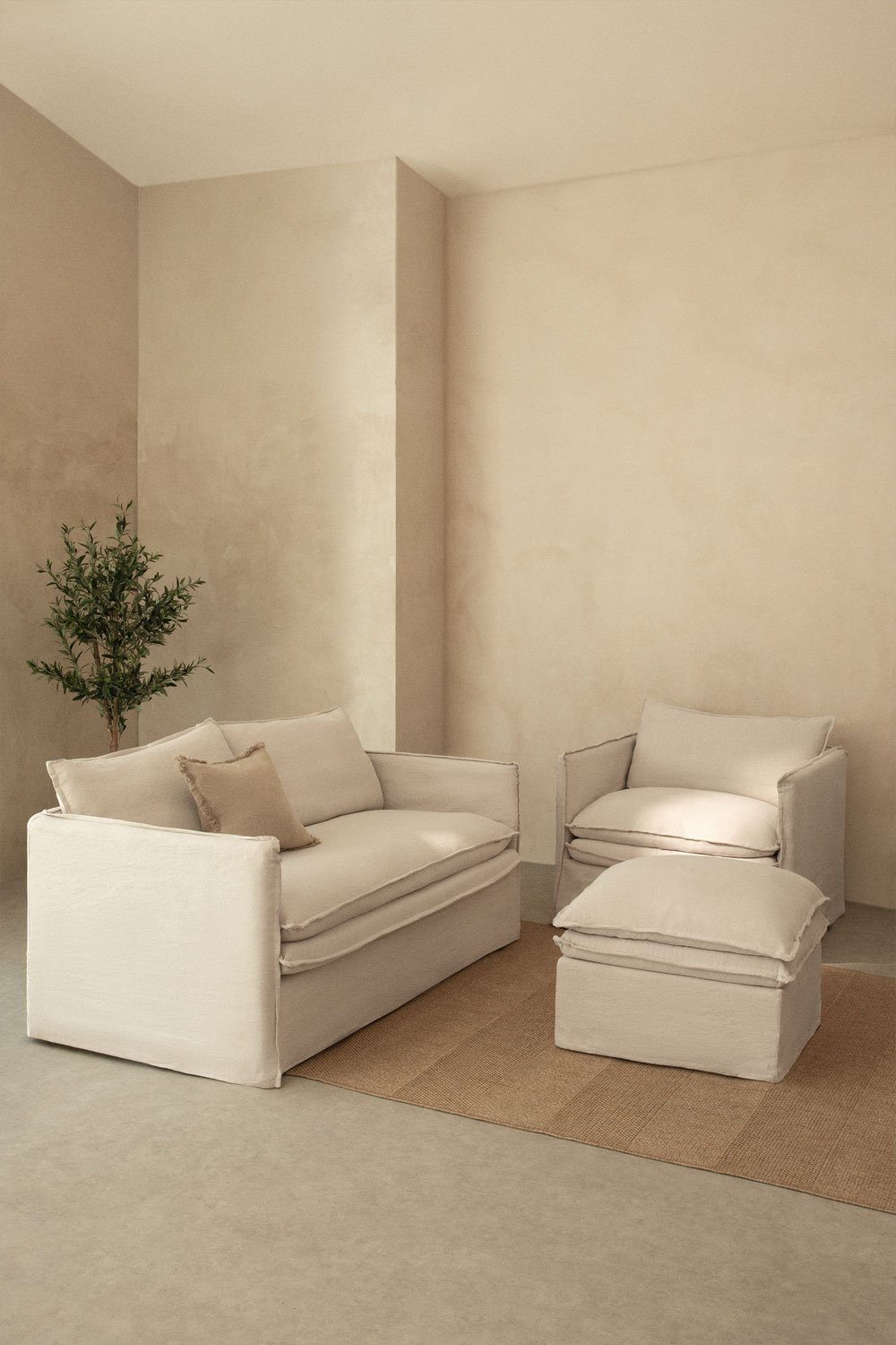 Grace linen and cotton living room set with 2-seater sofa, armchair and pouf, gallery image 1