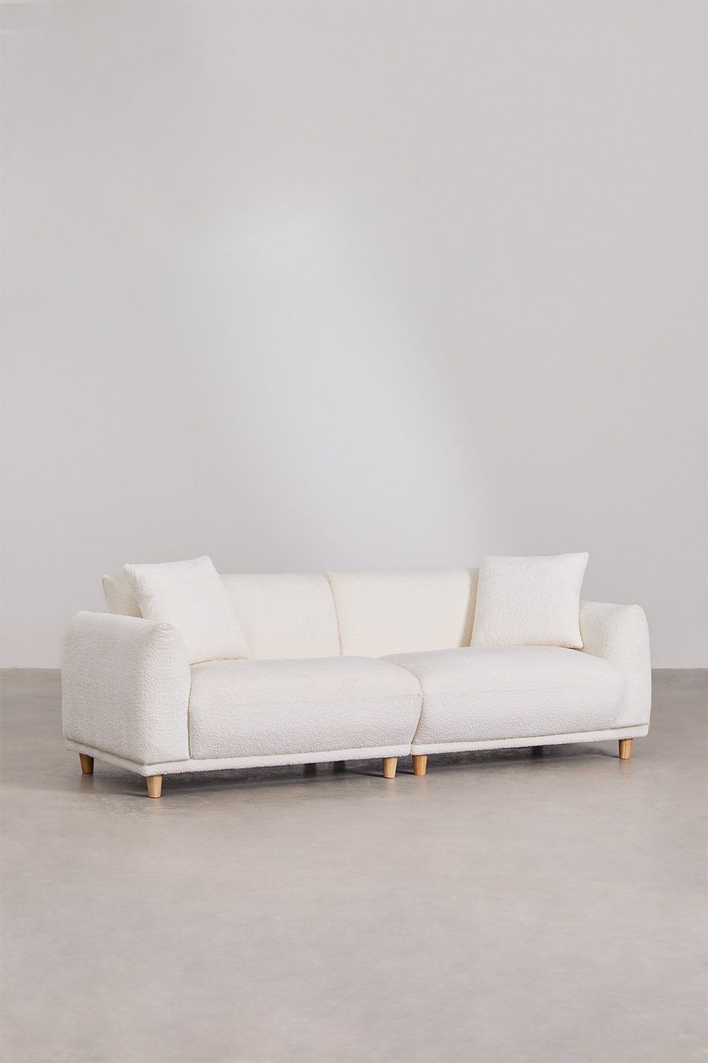 3-seater sofa in Eracli sheepskin, gallery image 1