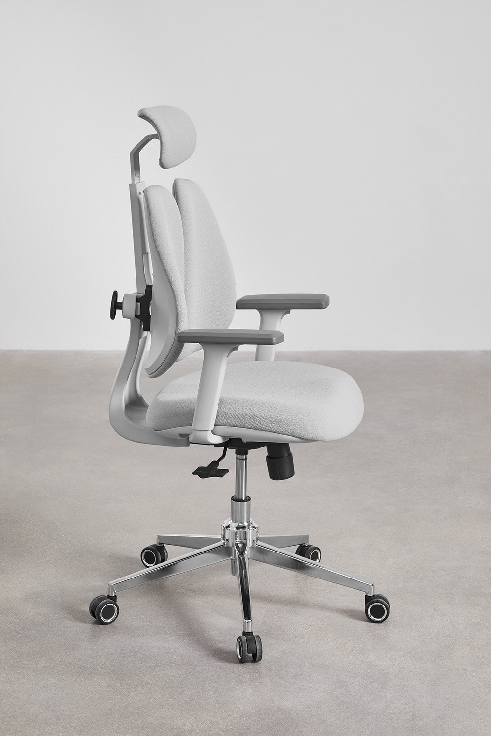 Office chair with wheels and armrests Belcaire, gallery image 2