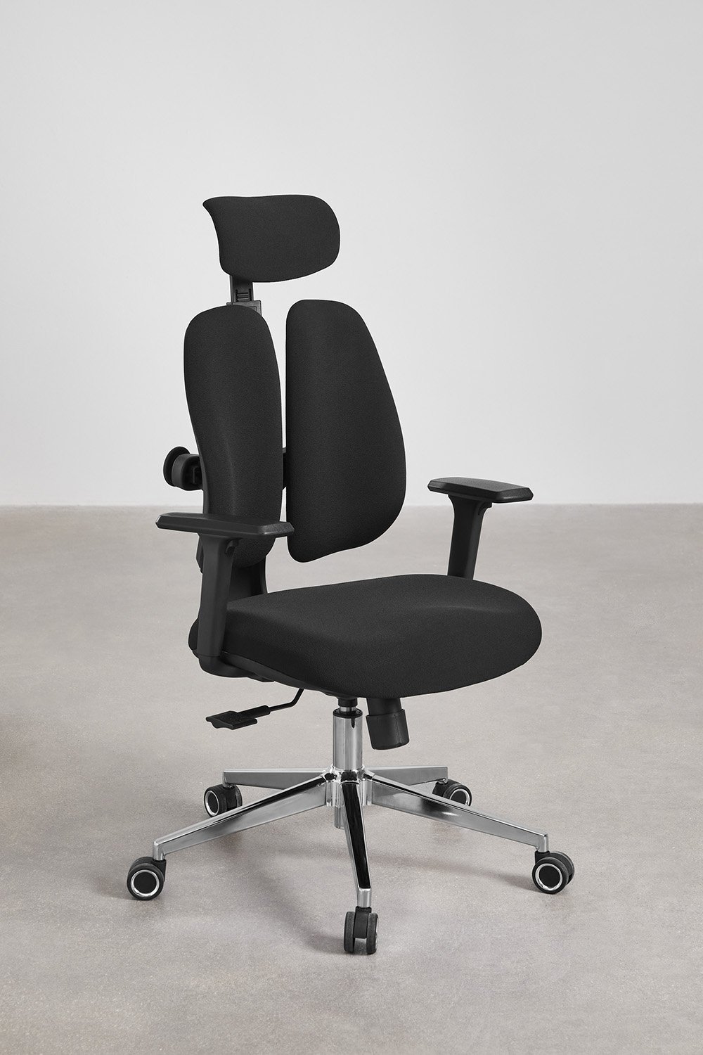 Belcaire office chair with wheels and armrests, gallery image 7
