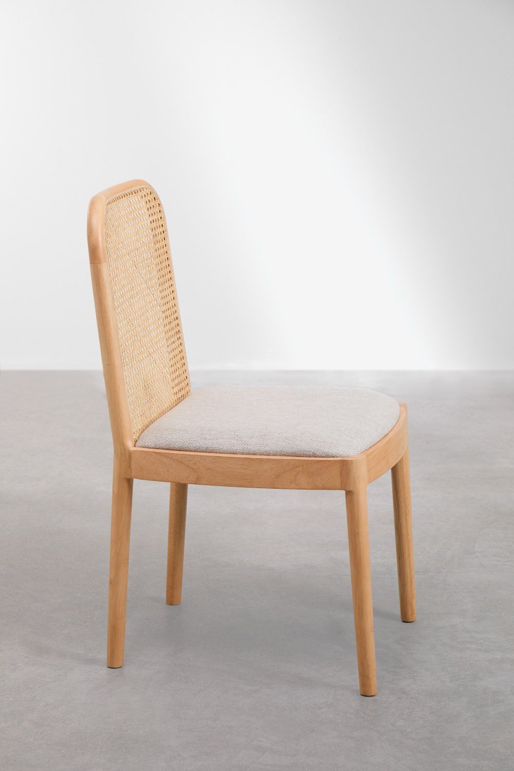 Pack of 2 dining chairs in rubber wood and rattan Yaiza, gallery image 2