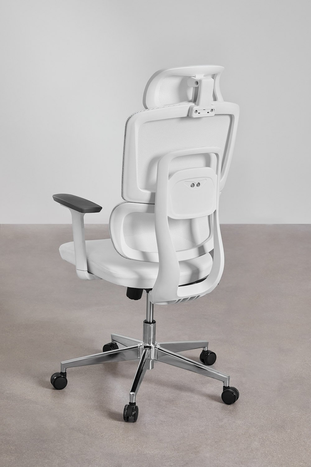 Office chair with wheels and armrests Vignes, gallery image 5