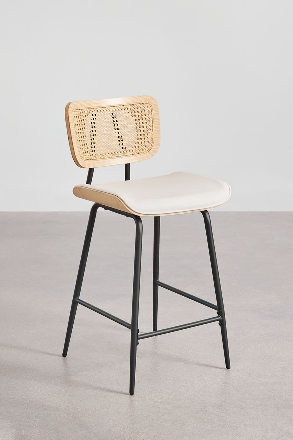 High stool in wood, rattan and Raysa leatherette, gallery image 2