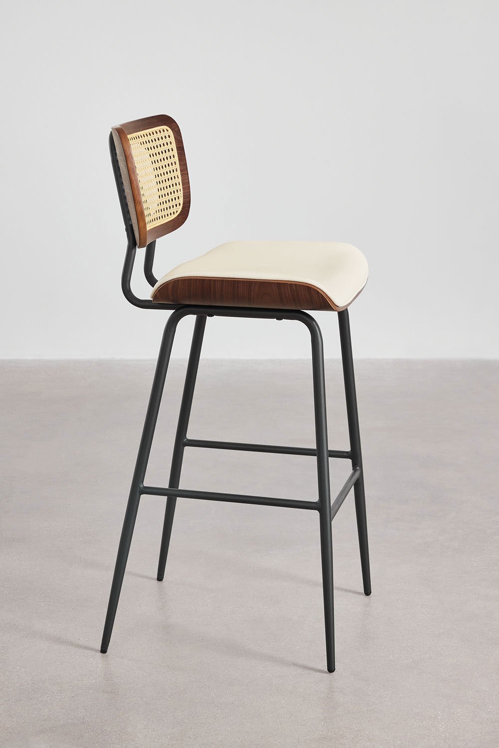 Pack of 2 high stools in wood, rattan and Raysa leatherette, gallery image 3