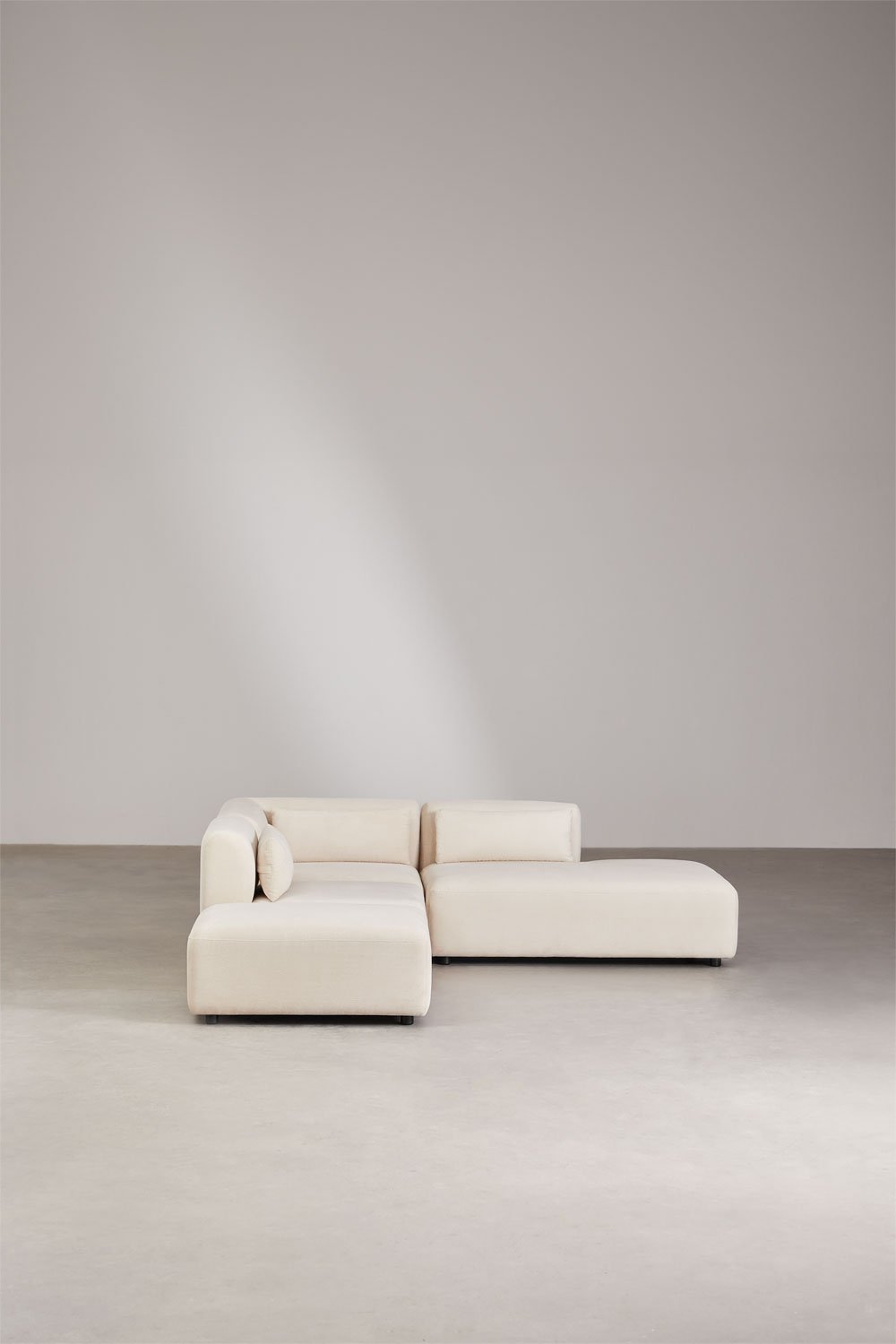 3-piece modular corner sofa with right chaise and Fogler pouf, gallery image 3