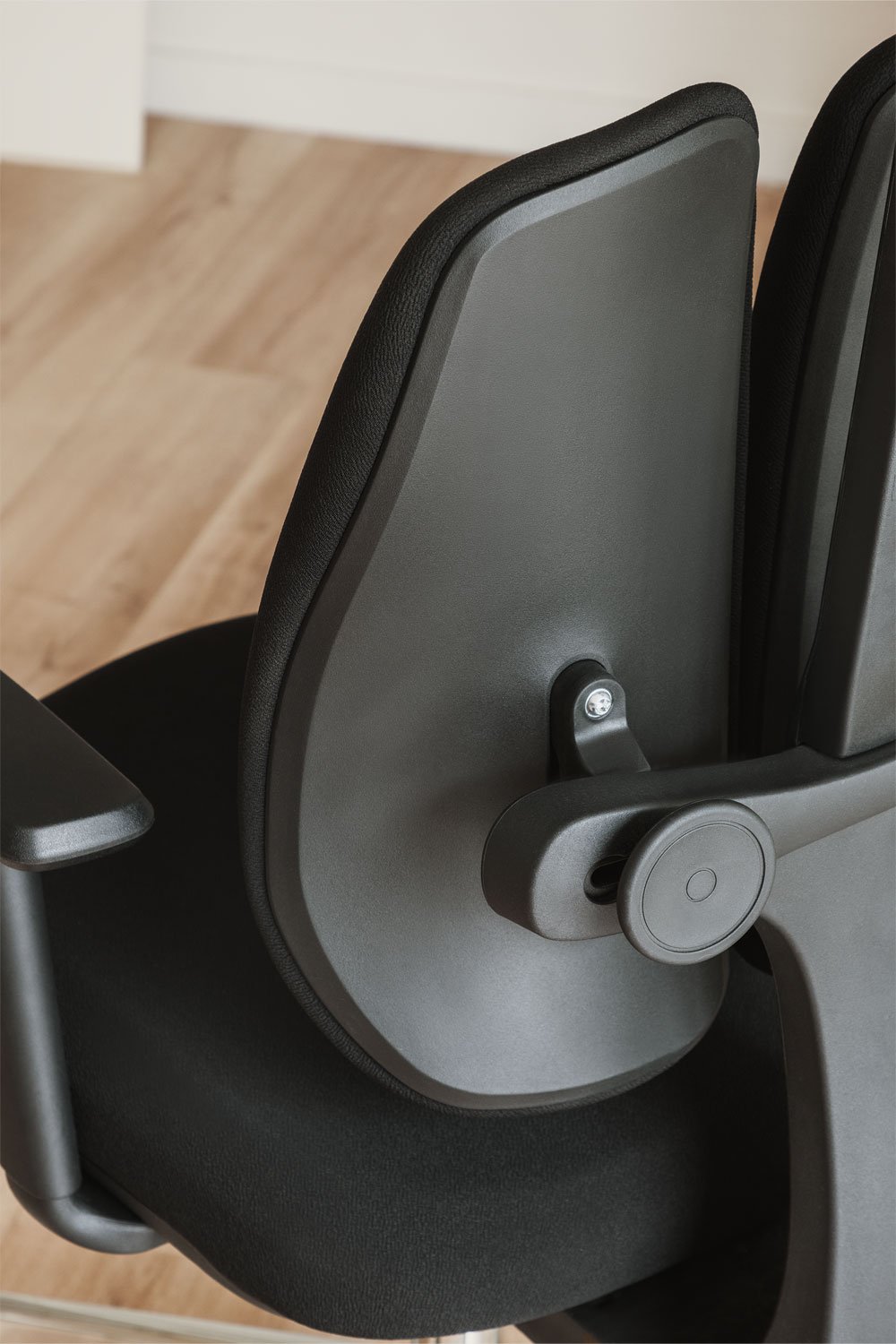 Office chair with wheels and armrests Belcaire, gallery image 2