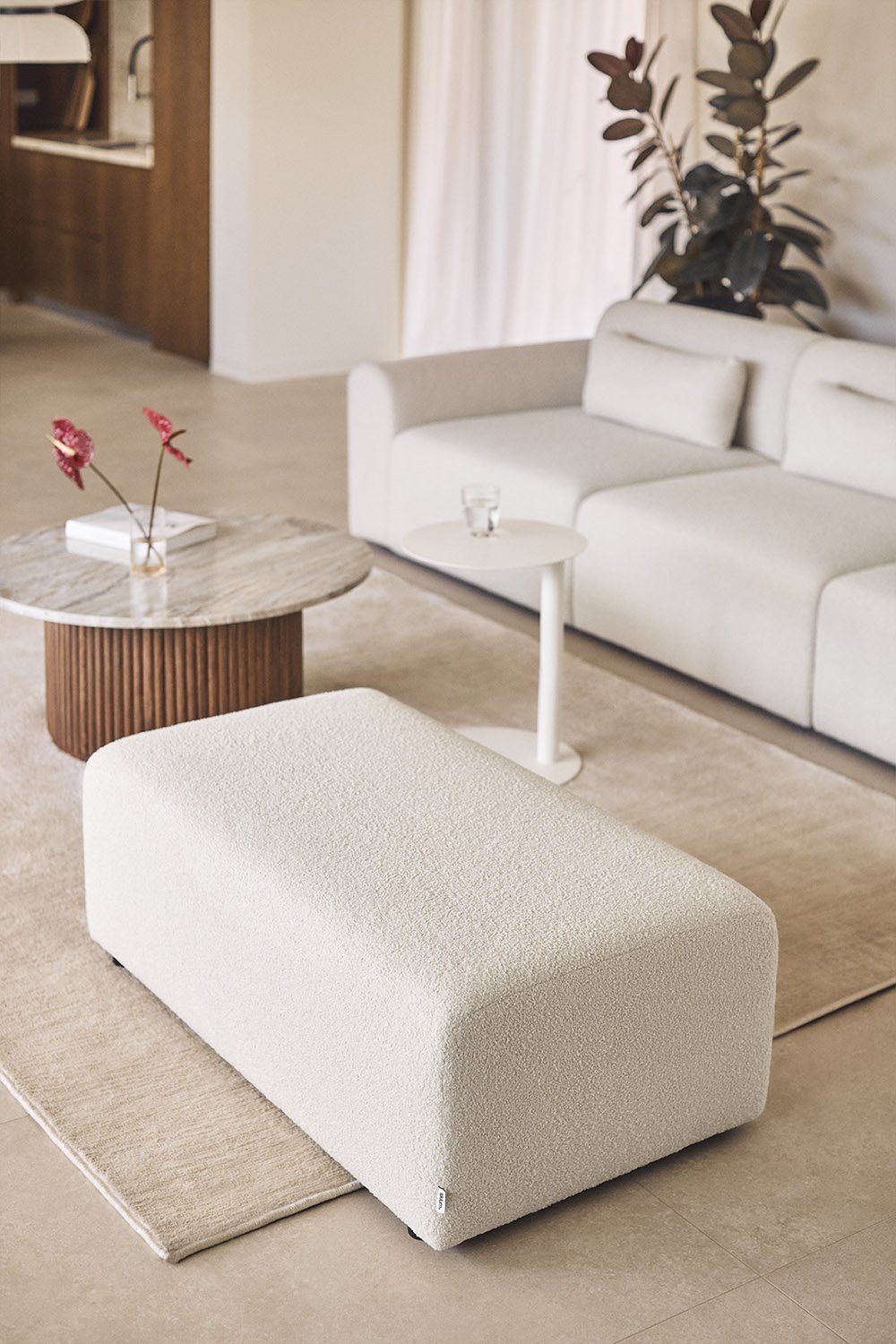 Pouf (112x60 cm) for modular sofa in Borjan sherpa, gallery image 1