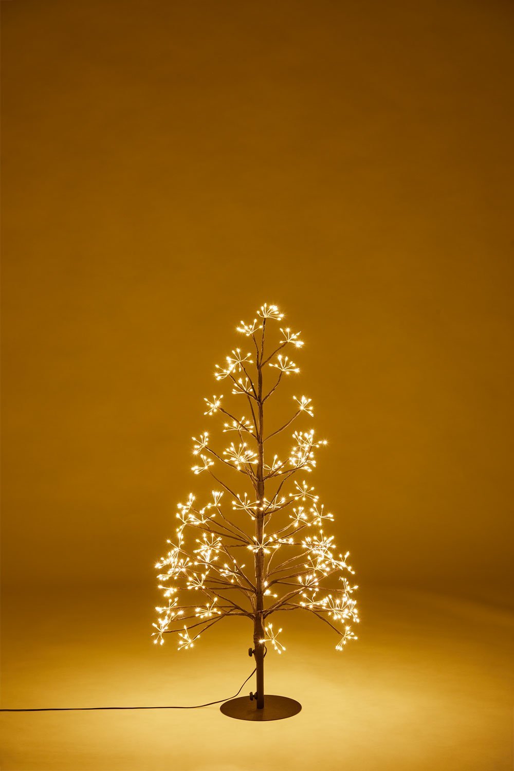 Dorvin LED Iron Christmas Tree, gallery image 1