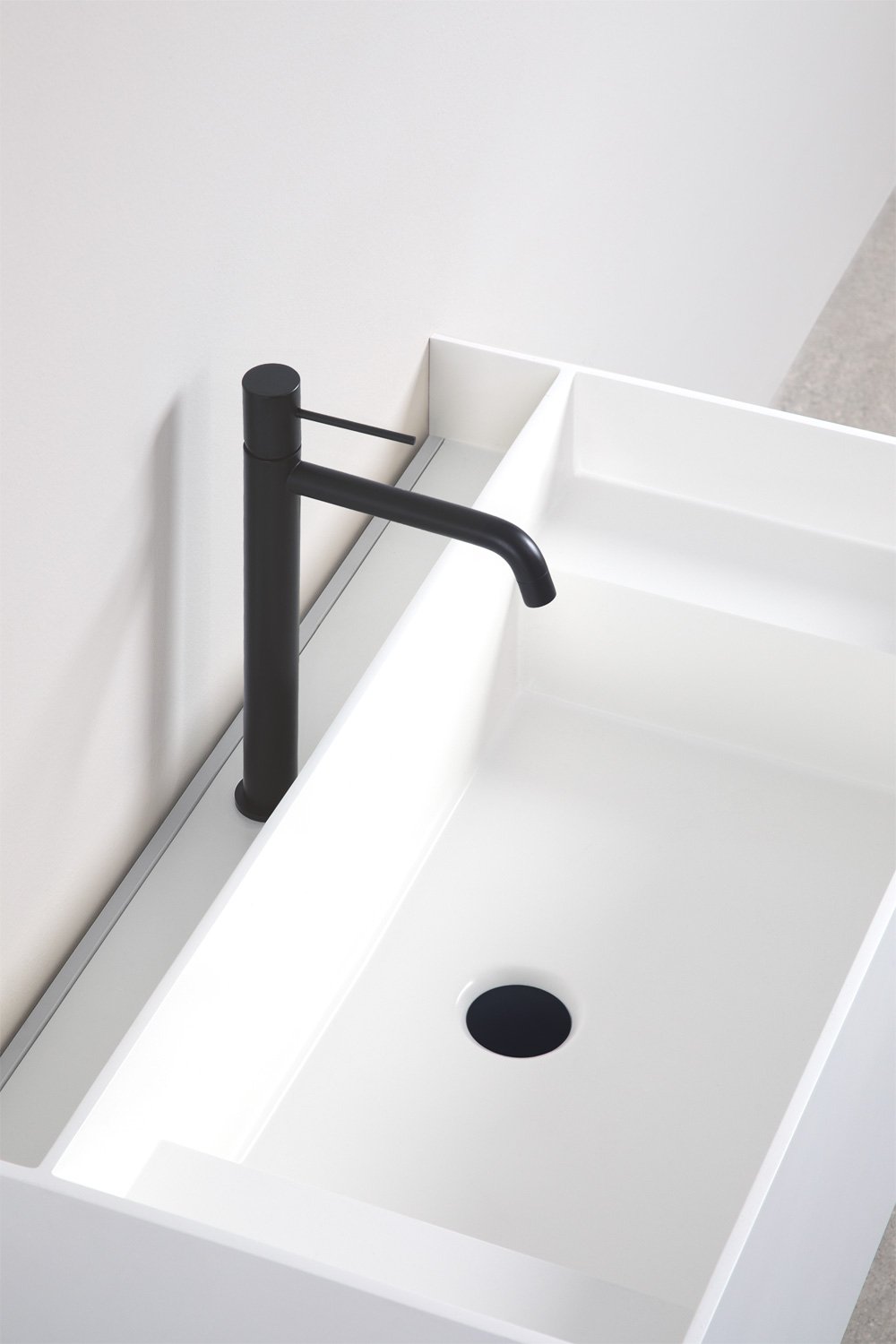 Resin bathroom furniture set with integrated sink and Nerine LED light, gallery image 5