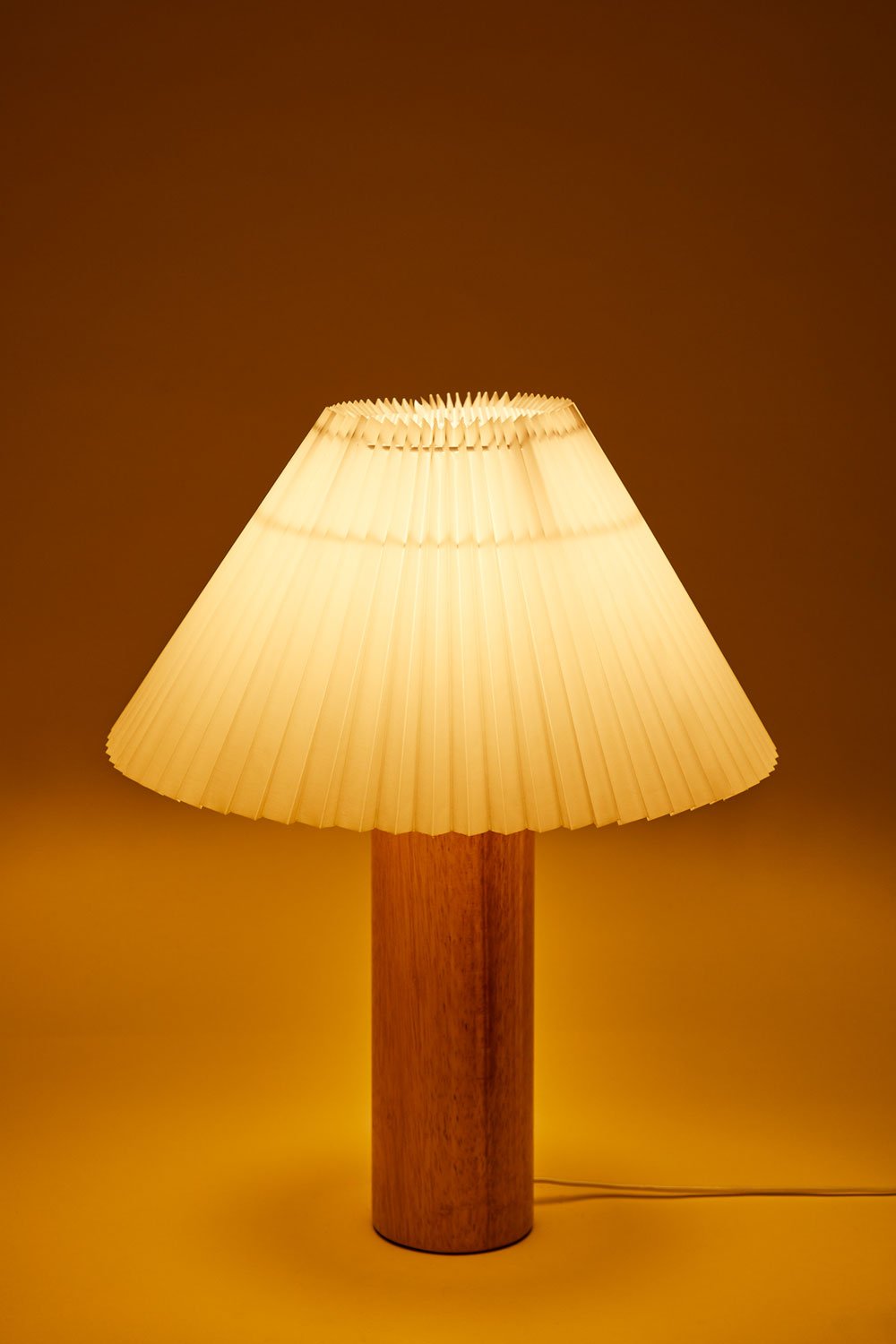 Gaines Rubber Wood Table Lamp, gallery image 2