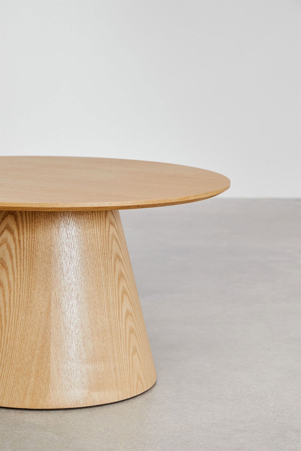 Round wooden coffee table (Ø80 cm) Aura, gallery image 4