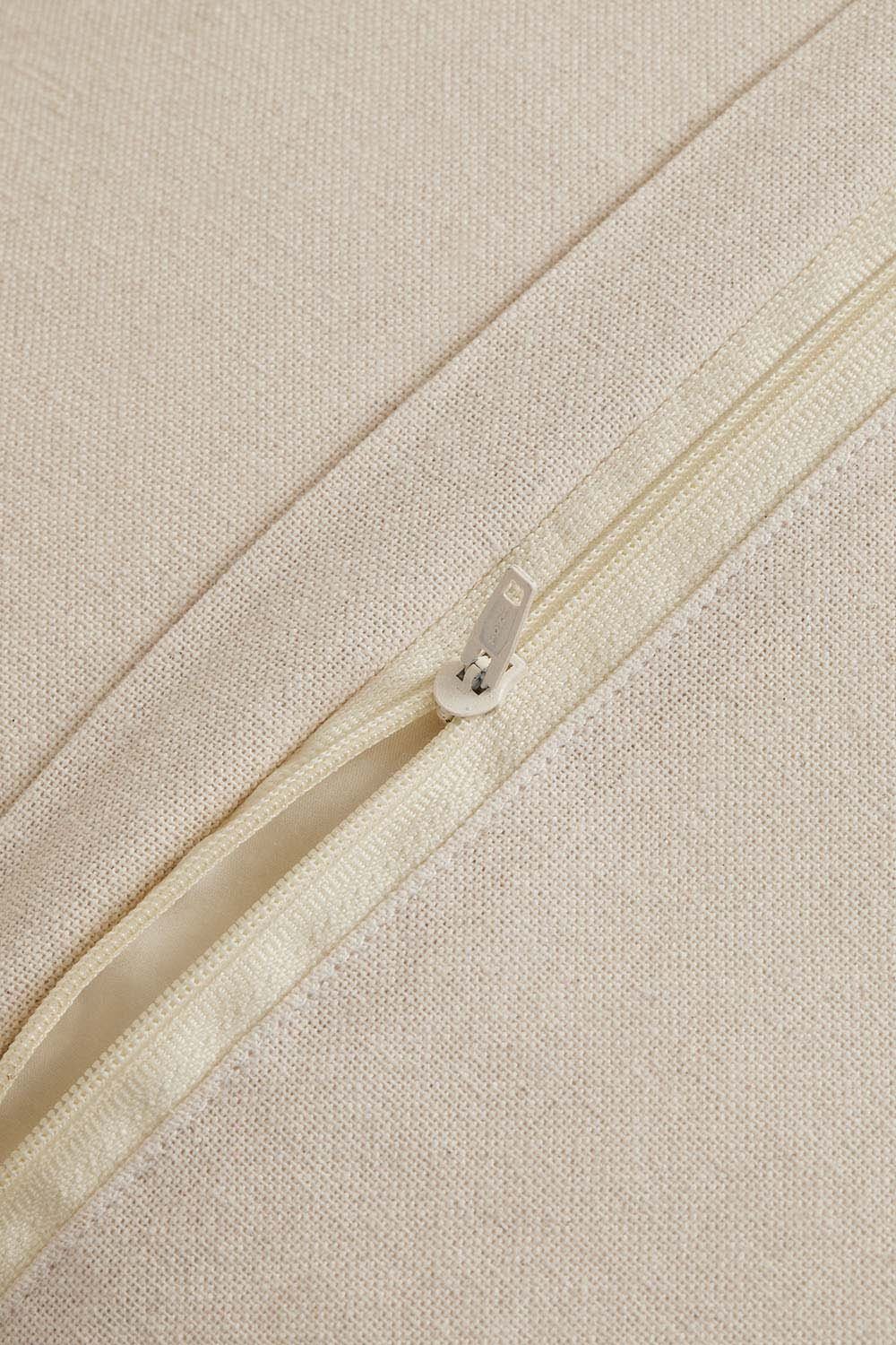 45x45 cm square cushion in Zanero bouclé fabric, gallery image 7