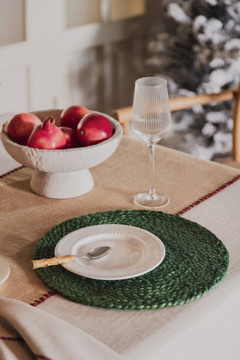 Yorvet round jute placemat