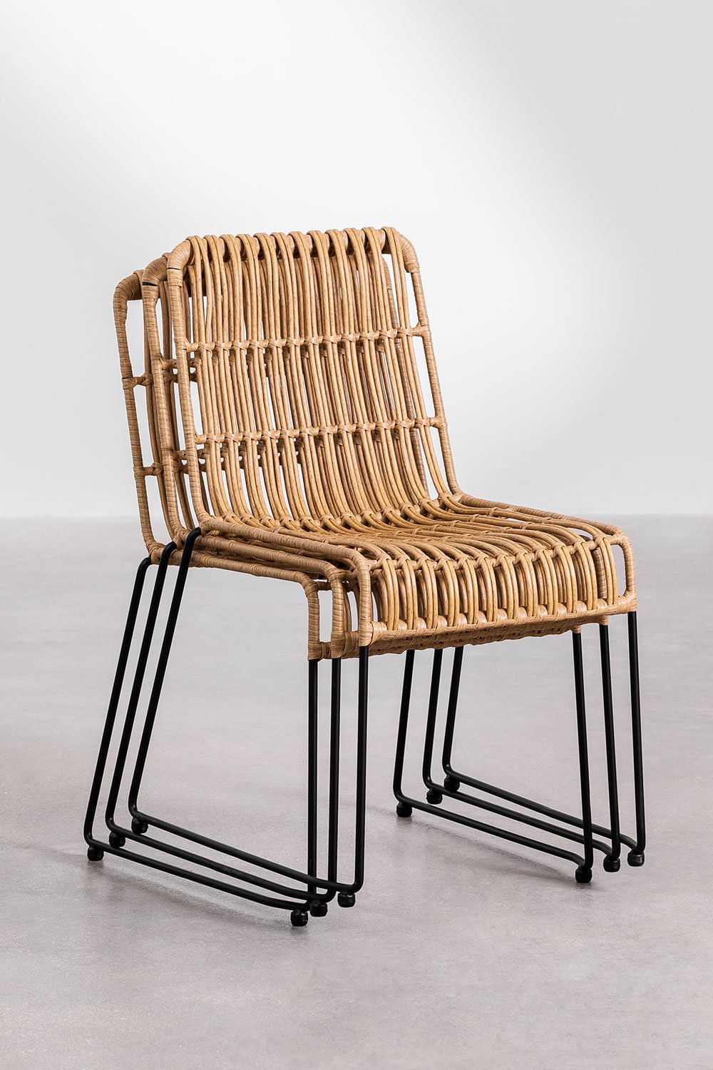 Aroa synthetic rattan dining chair, gallery image 8
