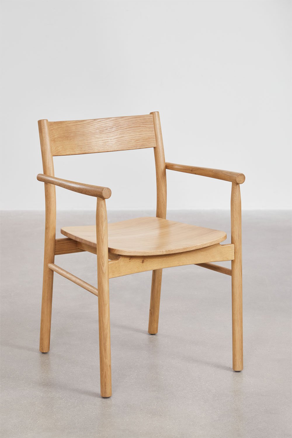 Velia round table set Ø100 cm in travertine-look cement and 4 Mara Signature oak dining chairs, gallery image 5