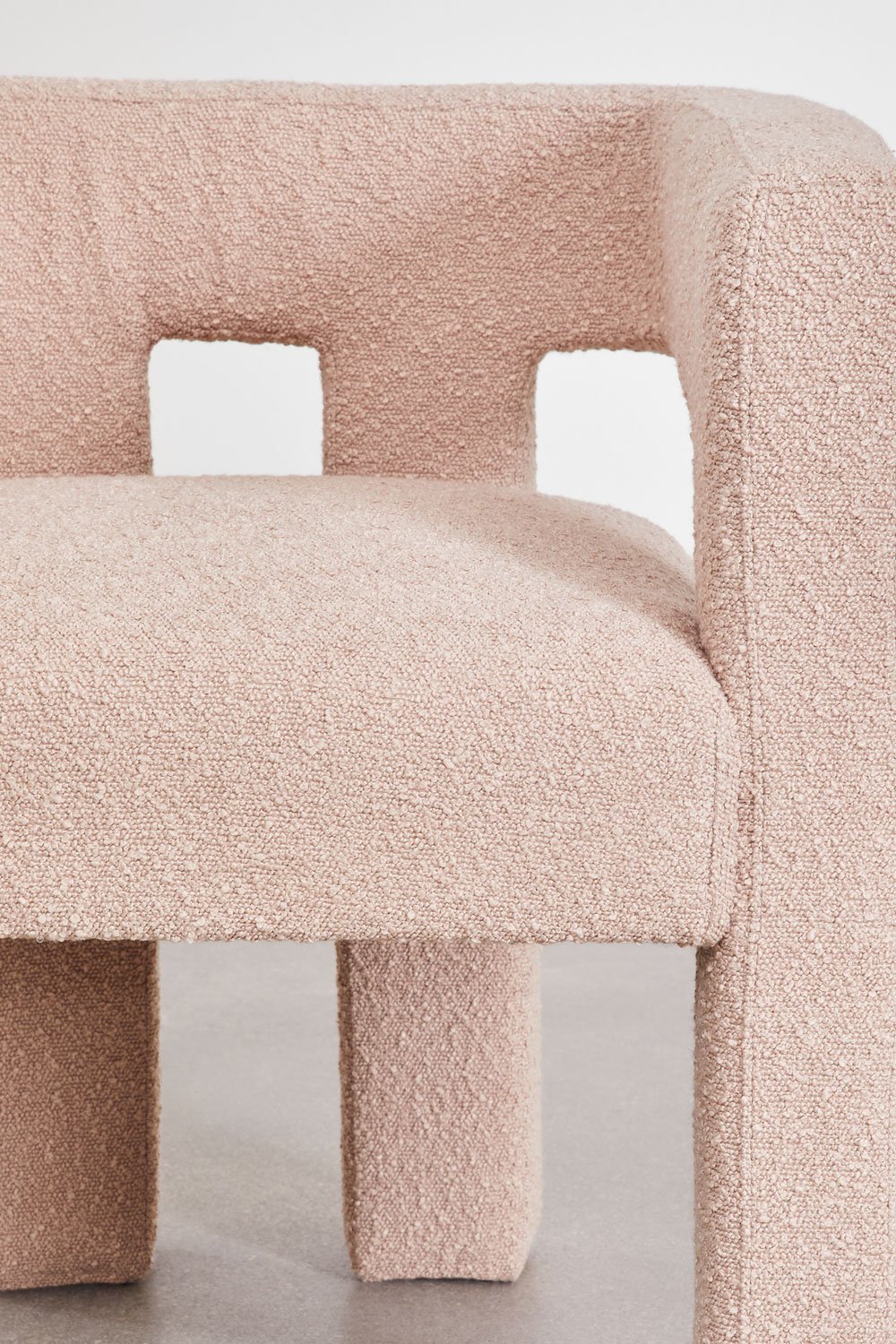 Pack of 4 Liara upholstered dining chairs with armrests, gallery image 2